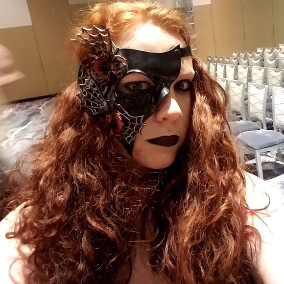 Meet your Posher, Adair - Picture 1 of 1